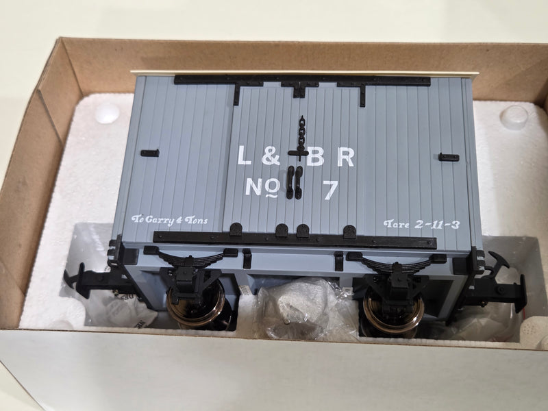 Pre-owned New in box L&B 4 wheel Goods