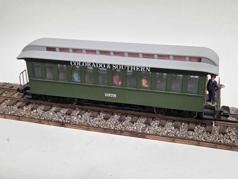 Pre-Owned Bachmann C&S Coach set of 2
