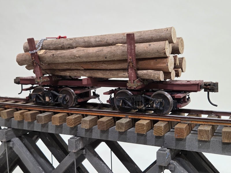 Pre-Owned Hartford Ely-Thomas Log cars with load Set of 2