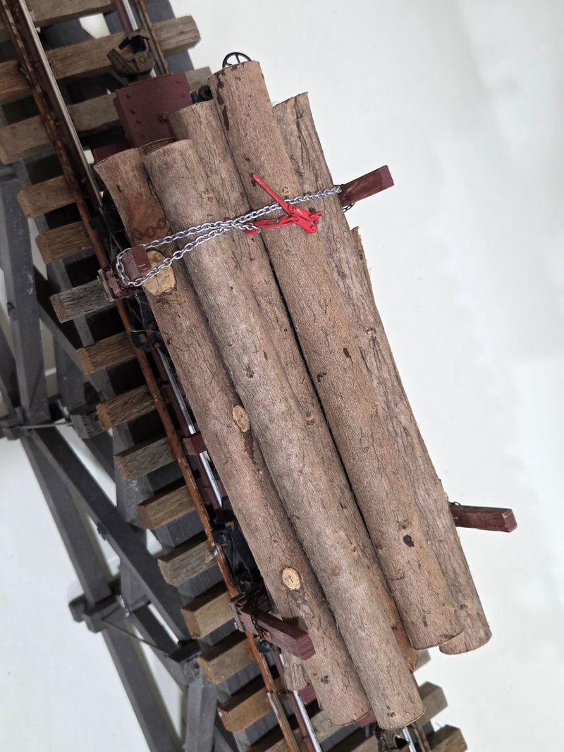 Pre-Owned Hartford Ely-Thomas Log cars with load Set of 2