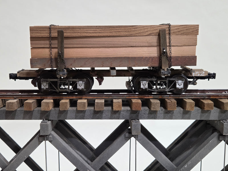 Pre-Owned Hartford Ely-Thomas Log cars with load Set of 2