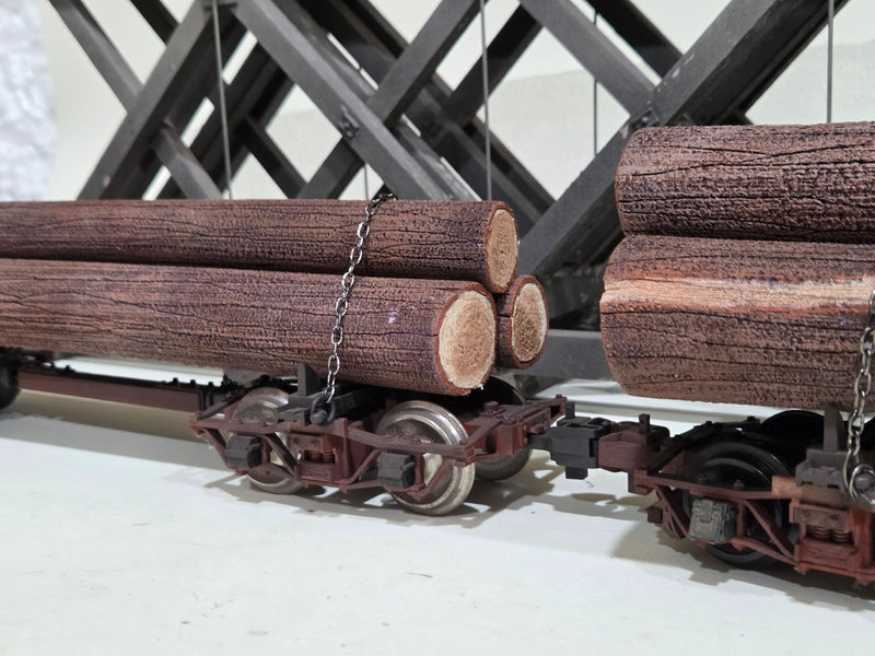 Pre-Owned LGB Log Disconnects with Custom Foam Logs Set 4