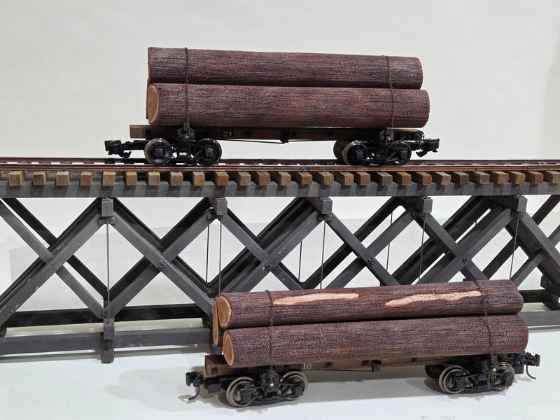 Pre-Owned Scratchbuilt Log cars 24' with Cast log bunks and Custom Foam logs Set of 6