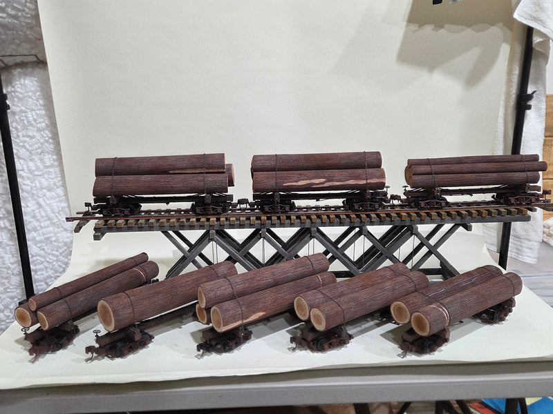 Pre-Owned 24' Custom Log cars with mixed foam logs Set of 8