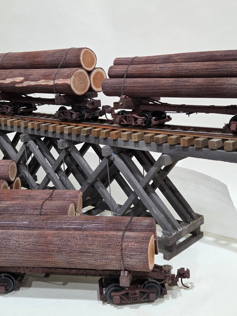 Pre-Owned 24' Custom Log cars with mixed foam logs Set of 8