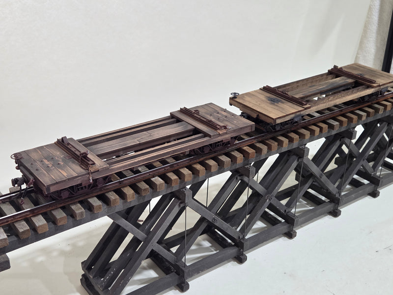 Pre-Owned Kit built 24' Carter Brothers log car pair