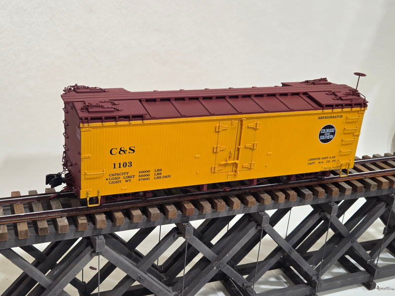 Pre-Owned Accucraft Reefer C&S