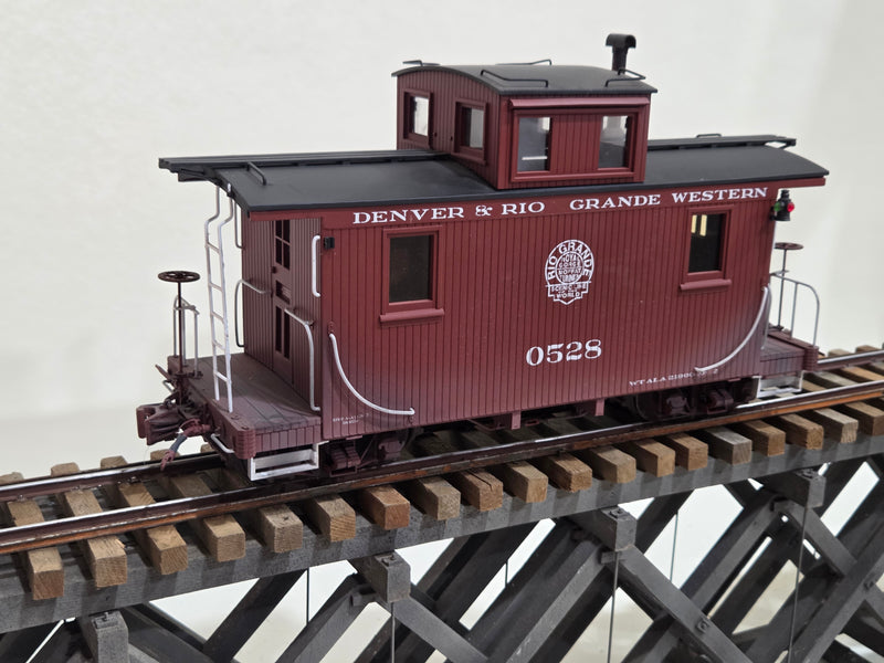 Pre-Owned Accucraft Short Caboose