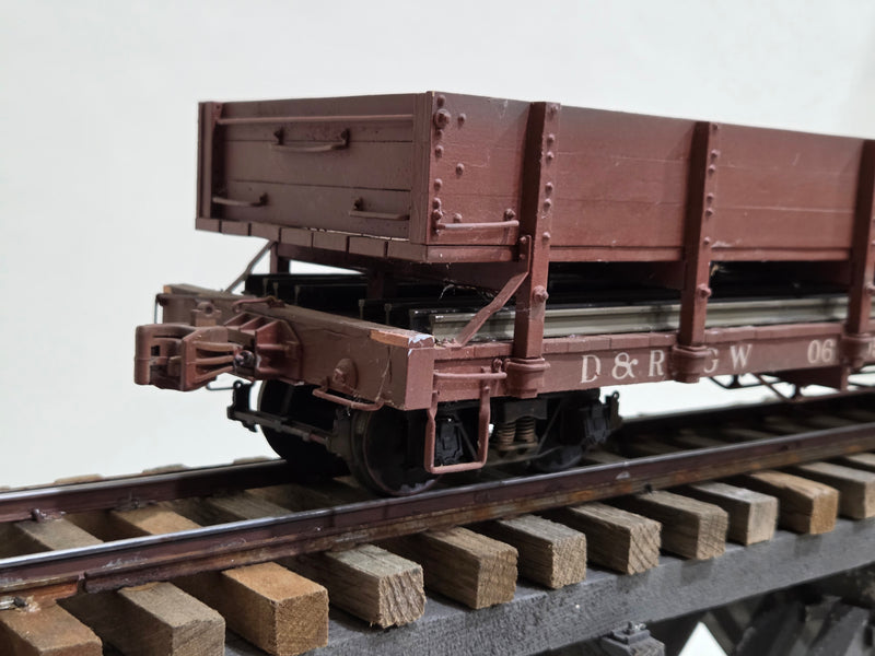 Pre-Owned Hartford Products 1/20.3 30' D&RGW MOW Rail and Tie car