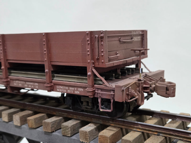 Pre-Owned Hartford Products 1/20.3 30' D&RGW MOW Rail and Tie car