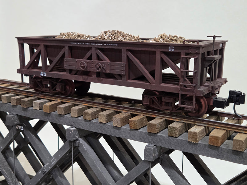 Pre-Owned Bachmann Wood framed hoppers, Set 3